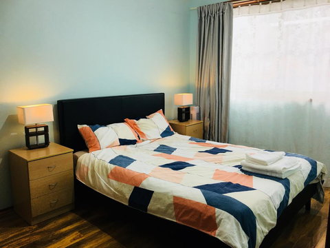 Spacious Townhouse In Wollongong - Accommodation Newcastle 0