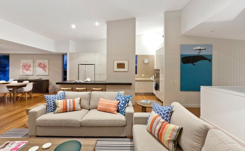 Spacious With Surf Views, Sunshine Beach - Accommodation Newcastle 3