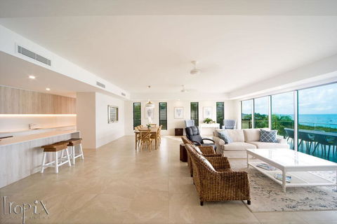 Splendeur Sur La Mer - Two Bedroom - Accommodation Newcastle 0
