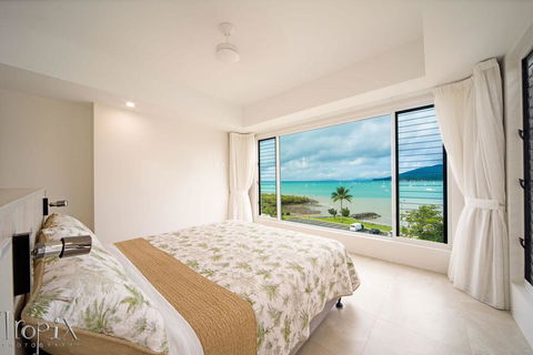 Splendeur Sur La Mer - Two Bedroom - Accommodation Newcastle 2