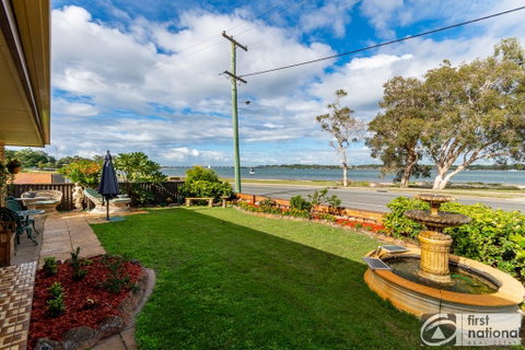 Spoil Yourself With The Perfect Position Of This First Floor Unit - Accommodation Newcastle 0
