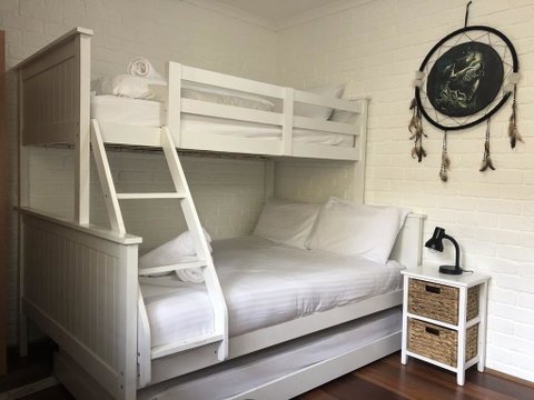 Sponars 4 - Accommodation Newcastle 1