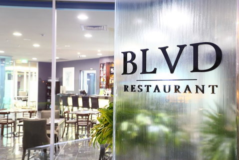 Springfield Lakes Boutique Hotel - Accommodation Newcastle 3