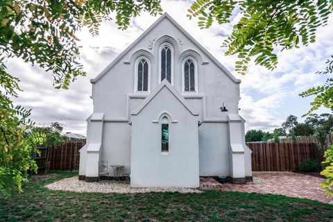 St James Converted Church - Accommodation Newcastle 1