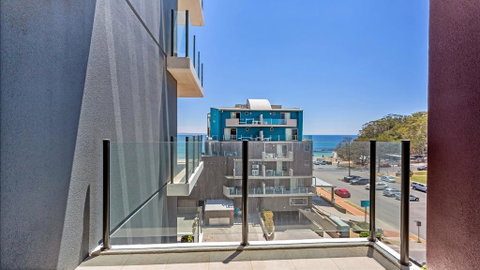 Strand Beachside 503 - Accommodation Newcastle 1