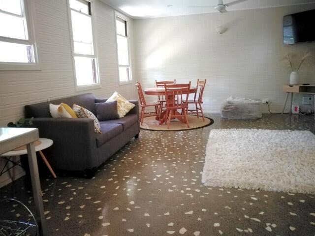 Castle Hill QLD Accommodation Newcastle