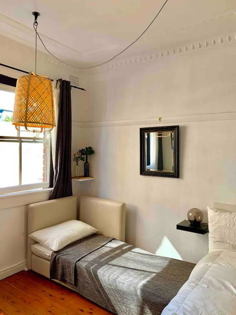 Studio Flat With Shared Rooftop Terrace - Accommodation Newcastle 3