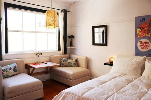 Studio Flat With Shared Rooftop Terrace - Accommodation Newcastle 0