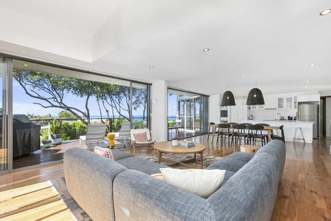 Stunning Seaviews, Sunshine Beach - Accommodation Newcastle 1