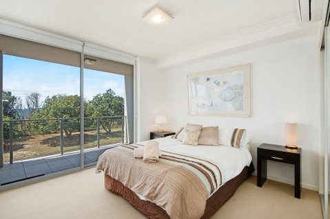 Stunning Surfside Apartment - Boyd St, Woorim - Accommodation Newcastle 2
