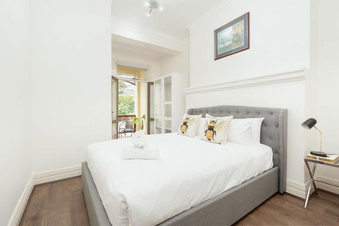 STUNNING SYDNEY HOME 1 - Accommodation Newcastle 1
