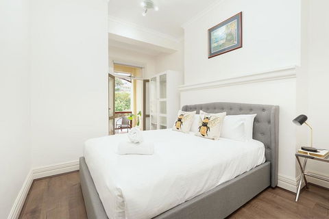STUNNING SYDNEY HOME 10 - Accommodation Newcastle 2