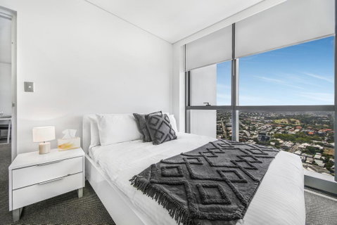 Stunning Views On The 41st Floor - Accommodation Newcastle 1