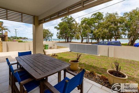 Stunning Waterfront Home With Pool - Sylvan Beach Esp, Bellara - Accommodation Newcastle 0