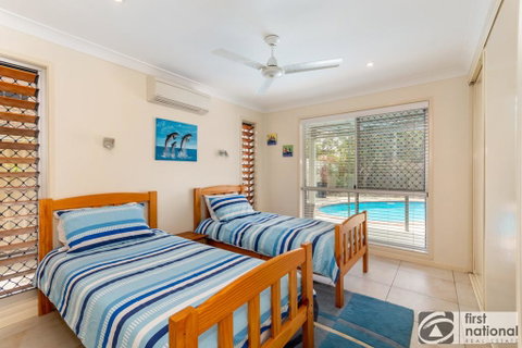 Stunning Waterfront Home With Pool - Sylvan Beach Esp, Bellara - Accommodation Newcastle 2
