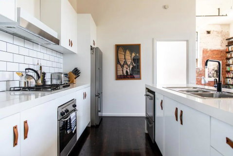 Stylish Warehouse Conversion In The Heart Of Fitzroy - Accommodation Newcastle 2
