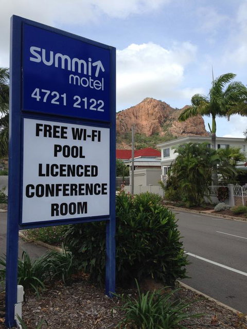 Summit Motel - Accommodation Newcastle 3
