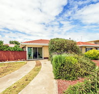 Sun  Sea - Accommodation Newcastle