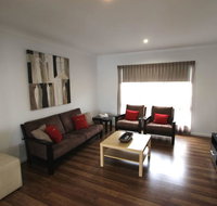Summersalt Beach House - Accommodation Newcastle