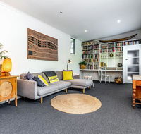 SUNSET BEACH SHACK on SURF - Accommodation Newcastle