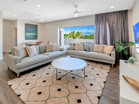 Superior Luxury Apartment In The City - Accommodation Newcastle 0