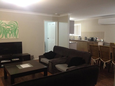 Surf Mist - Accommodation Newcastle 3