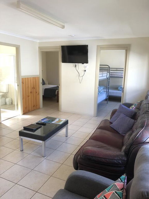 Surfrider Caravan Park - Accommodation Newcastle 2