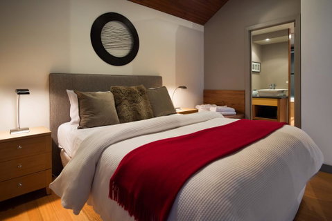 Swiss Mt Villa 5 Balneo - Accommodation Newcastle 2