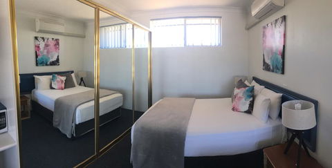 Tall Timbers Motel - Accommodation Newcastle 2