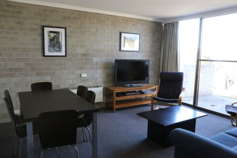 Tanderra 4 - Accommodation Newcastle 1