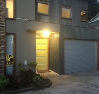 Tangles - Accommodation Newcastle