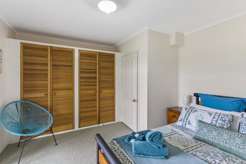 Tanjil - A Stroll From The Water In Paynesville - Accommodation Newcastle 2