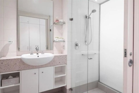 The Beach Club  -  Luxury Private Apartments - Accommodation Newcastle 3