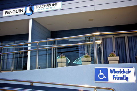 Penguin Beachfront Apartments - Accommodation Newcastle 20