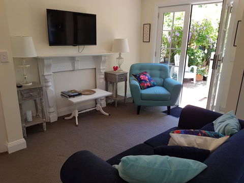 Birch Lane - Accommodation Newcastle 31