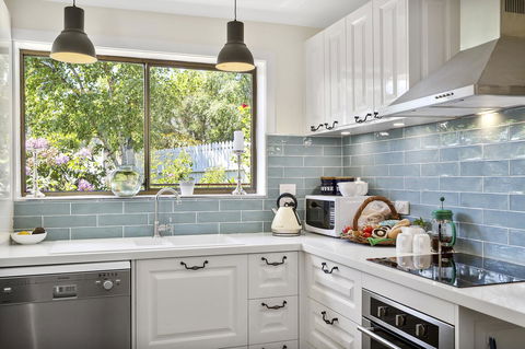 Birch Lane - Accommodation Newcastle 11