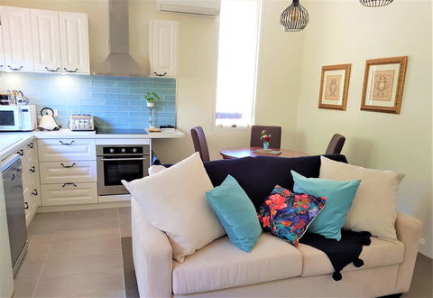 Birch Lane - Accommodation Newcastle 15