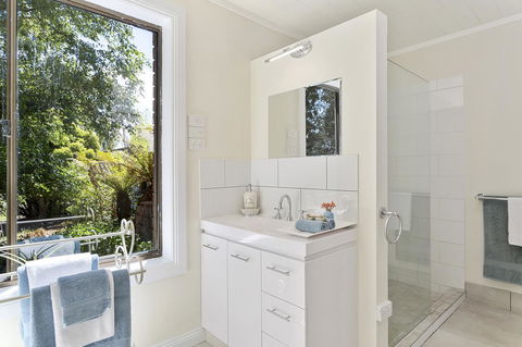 Birch Lane - Accommodation Newcastle 29