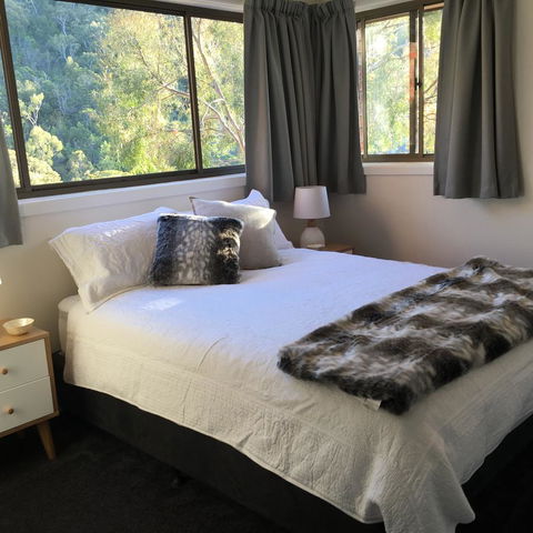 The Lookout - Accommodation Newcastle 19