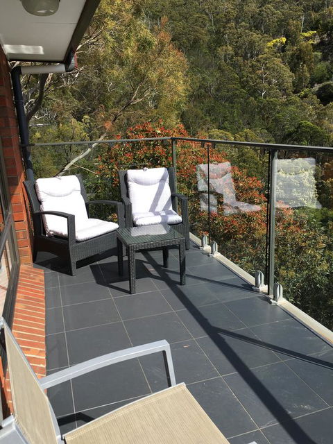 The Lookout - Accommodation Newcastle 11
