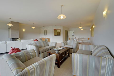 The Cove Kettering - Accommodation Newcastle 15