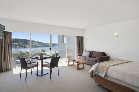 The Cove Kettering - Accommodation Newcastle 4