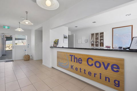 The Cove Kettering - Accommodation Newcastle 9