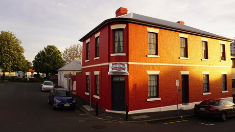 Grand Old Duke - Accommodation Newcastle 7