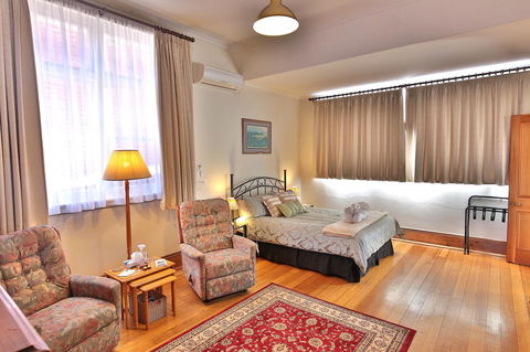 Stamps Of Stanley - Accommodation Newcastle 15