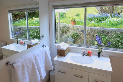 Sea Salt House - Accommodation Newcastle 3