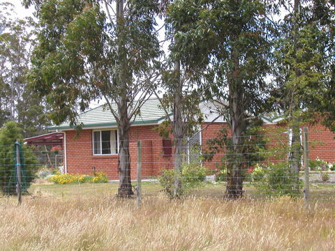 Quamby Pines Chalet - Accommodation Newcastle 21