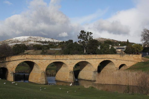 Bridge View Retreat - Accommodation Newcastle 16