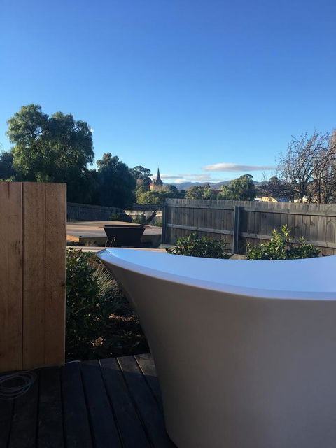 Bridge View Retreat - Accommodation Newcastle 8