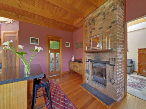 Bridge View Retreat - Accommodation Newcastle 33